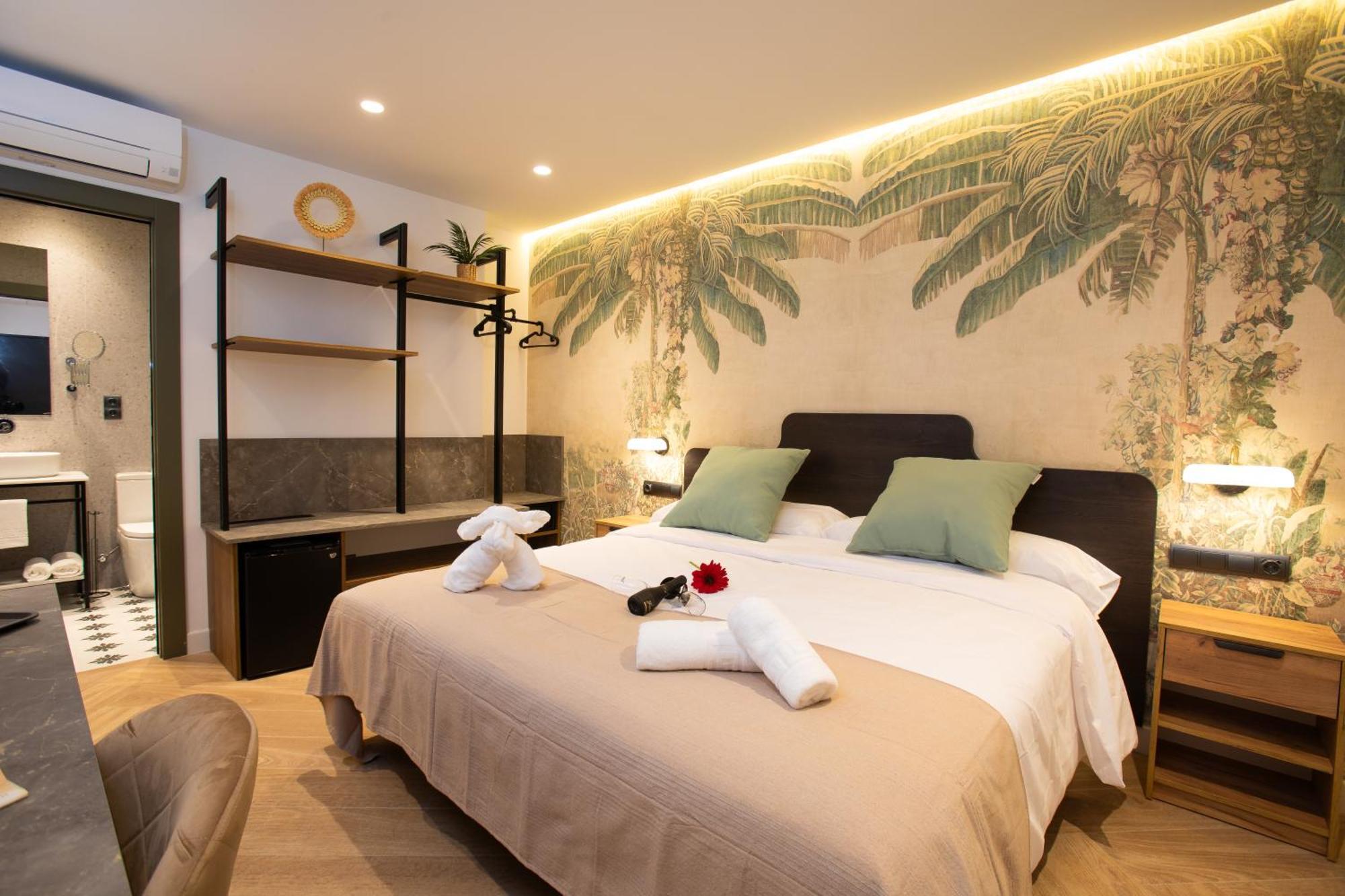 Boutique Rooms Playa Burriana Nerja Exterior foto